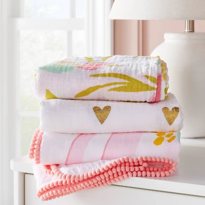 Muslin Swaddle Blankets Floral 3pk - Cloud Island™ Pink 3 Muslin Swaddle Blankets Floral 3pk - Cloud Island™ Pink