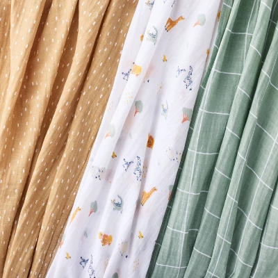 Muslin Swaddle Baby Blanket - Safari Dashes - 3pk - Cloud Island™ 4 Muslin Swaddle Baby Blanket - Safari Dashes - 3pk - Cloud Island™ - Image 2