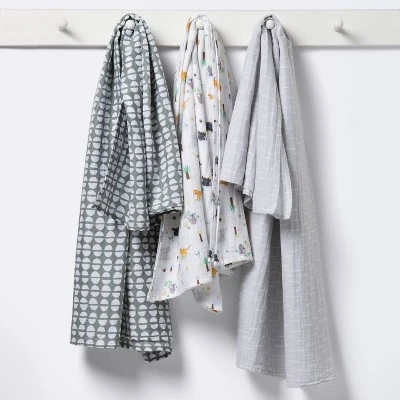 Muslin Swaddle Blankets Jungle - Cloud Island™ Gray 3pk 3 Muslin Swaddle Blankets Jungle - Cloud Island™ Gray 3pk