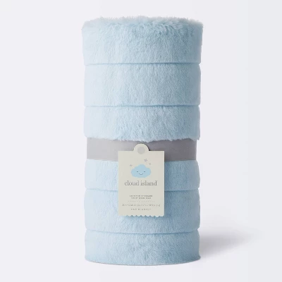 Faux Fur With Channel Carving Baby Blanket - Cloud Island™ - Light Blue 4 Faux Fur With Channel Carving Baby Blanket - Cloud Island™ - Light Blue - Image 3