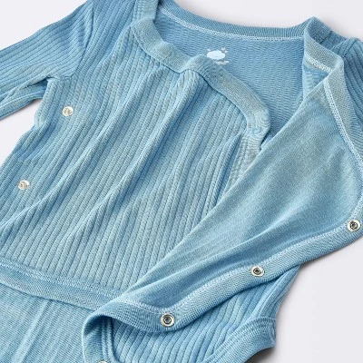 Baby Boys' 2pc Soft Blend Top & Bottom Set - Cloud Island™ Blue 4 Baby Boys' 2pc Soft Blend Top & Bottom Set - Cloud Island™ Blue - Image 2