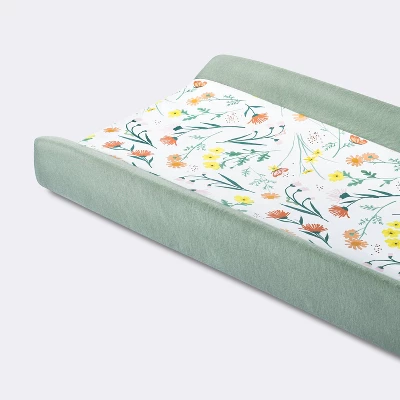 Wipeable Changing Pad Cover - Garden Floral - Cloud Island™ 4 Wipeable Changing Pad Cover - Garden Floral - Cloud Island™ - Image 3