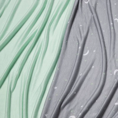 Jersey Swaddle Blanket 2pk - Cloud Island™ Gray Stars 4 Jersey Swaddle Blanket 2pk - Cloud Island™ Gray Stars - Image 2