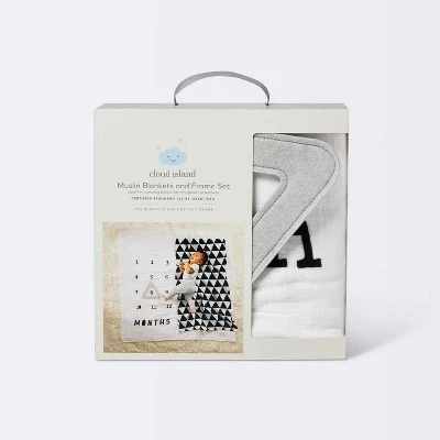 Muslin Blankets With Felt Frame Triangle - Cloud Island™ White/Black 5 Muslin Blankets With Felt Frame Triangle - Cloud Island™ White/Black - Image 3