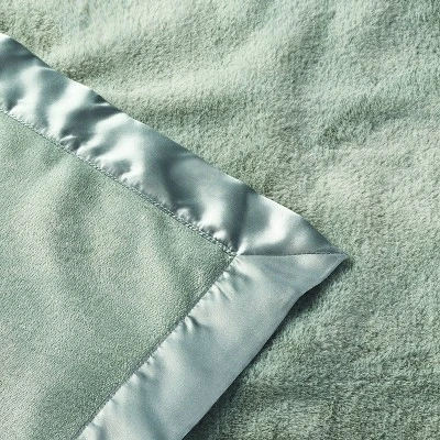Solid Satin Edge Plush Blanket - Green - Cloud Island™ 4 Solid Satin Edge Plush Blanket - Green - Cloud Island™ - Image 2
